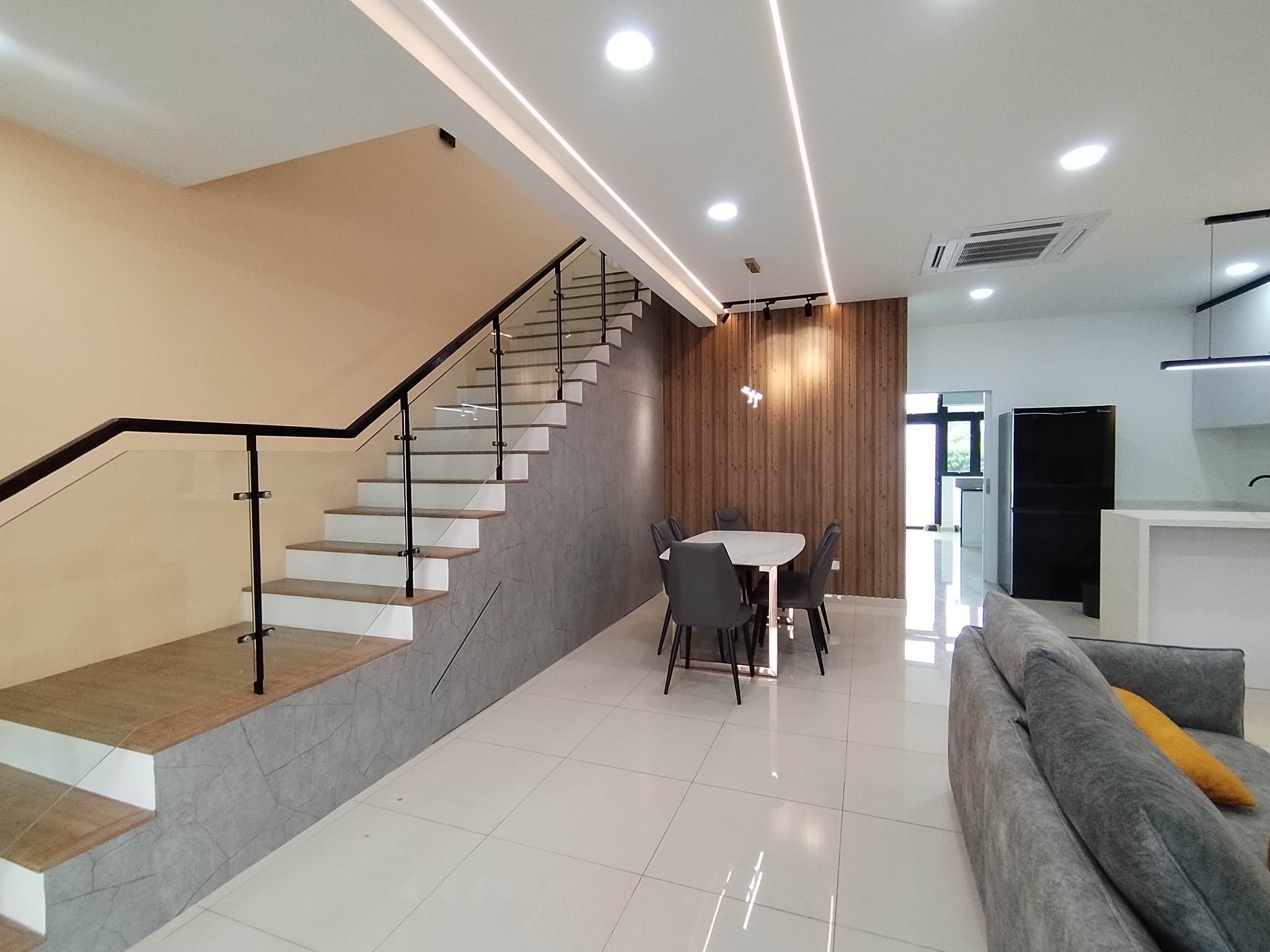 Sunway Citrine Lakehomes 003