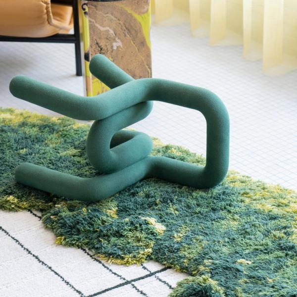 BOLD Chair: A Continuous Line of Design Brilliance